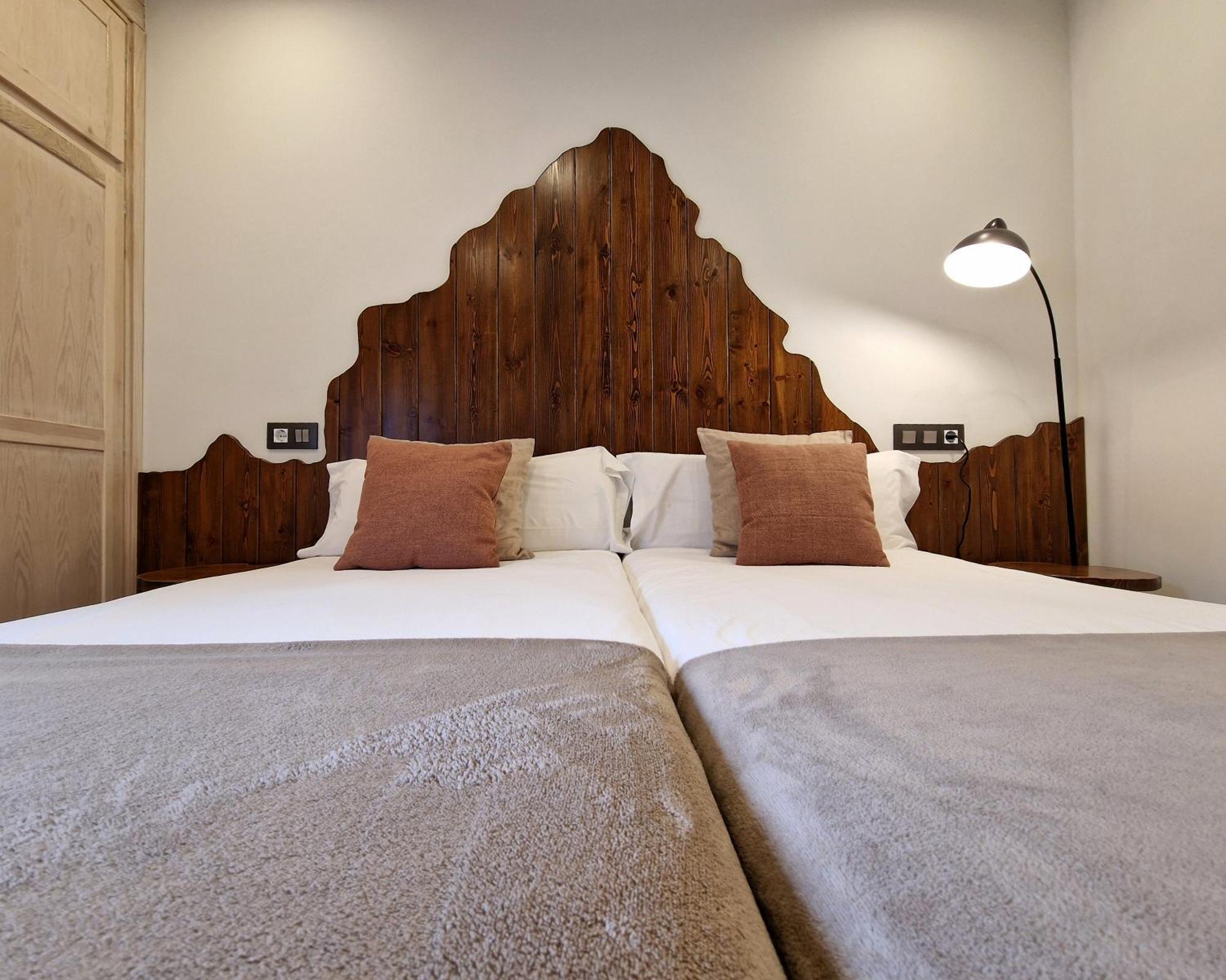 Hostal Remona Espinama Ngoại thất bức ảnh