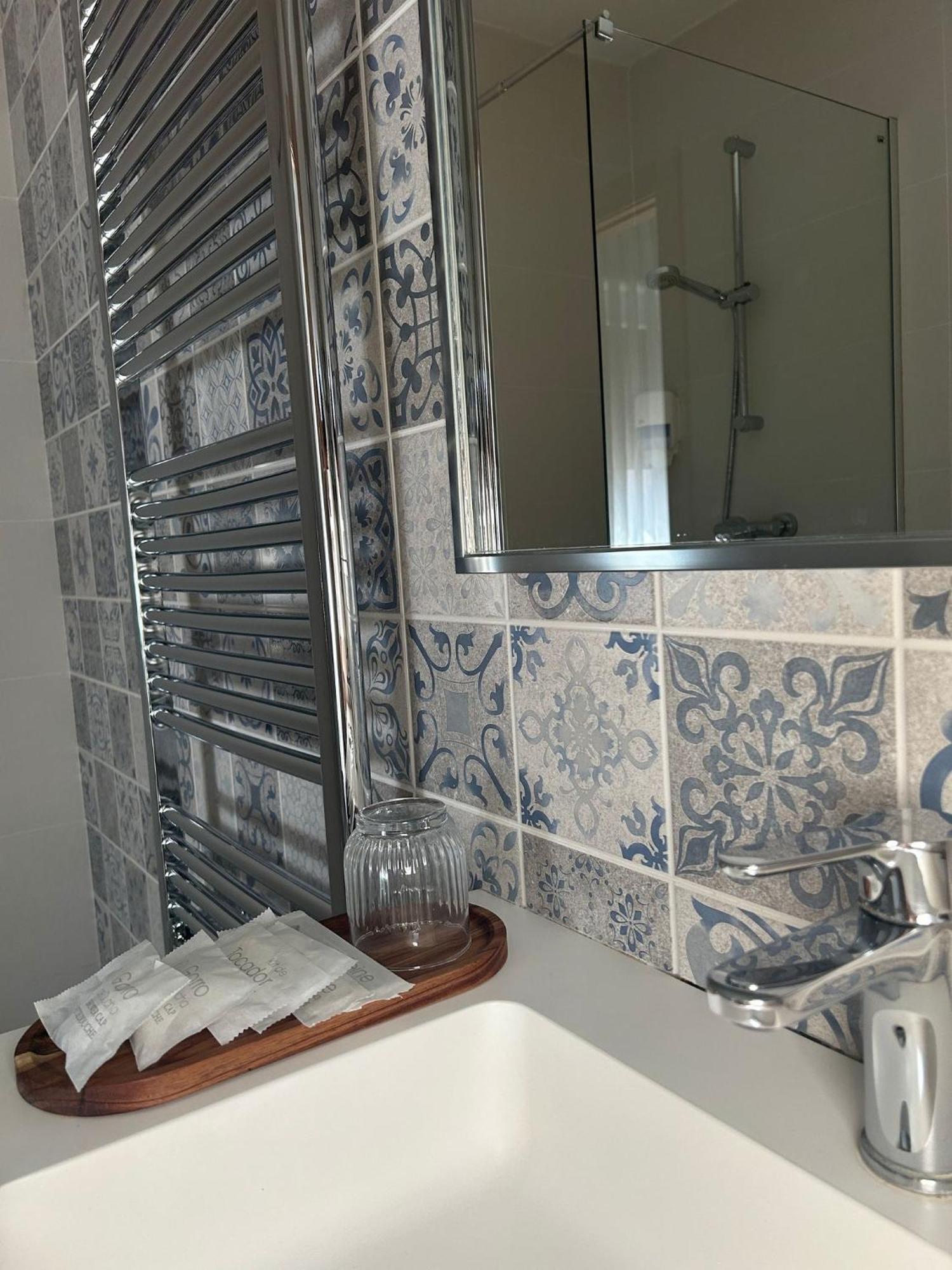 Hostal Remona Espinama Ngoại thất bức ảnh